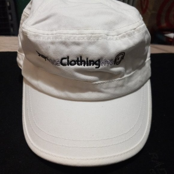 Texas Hold 'Em Poker - SF - One Size Fits All Off White Adjustable Army Hat Cap - Picture 1 of 4